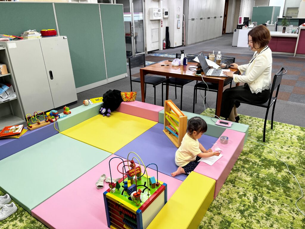 辞めずに働こうPJ